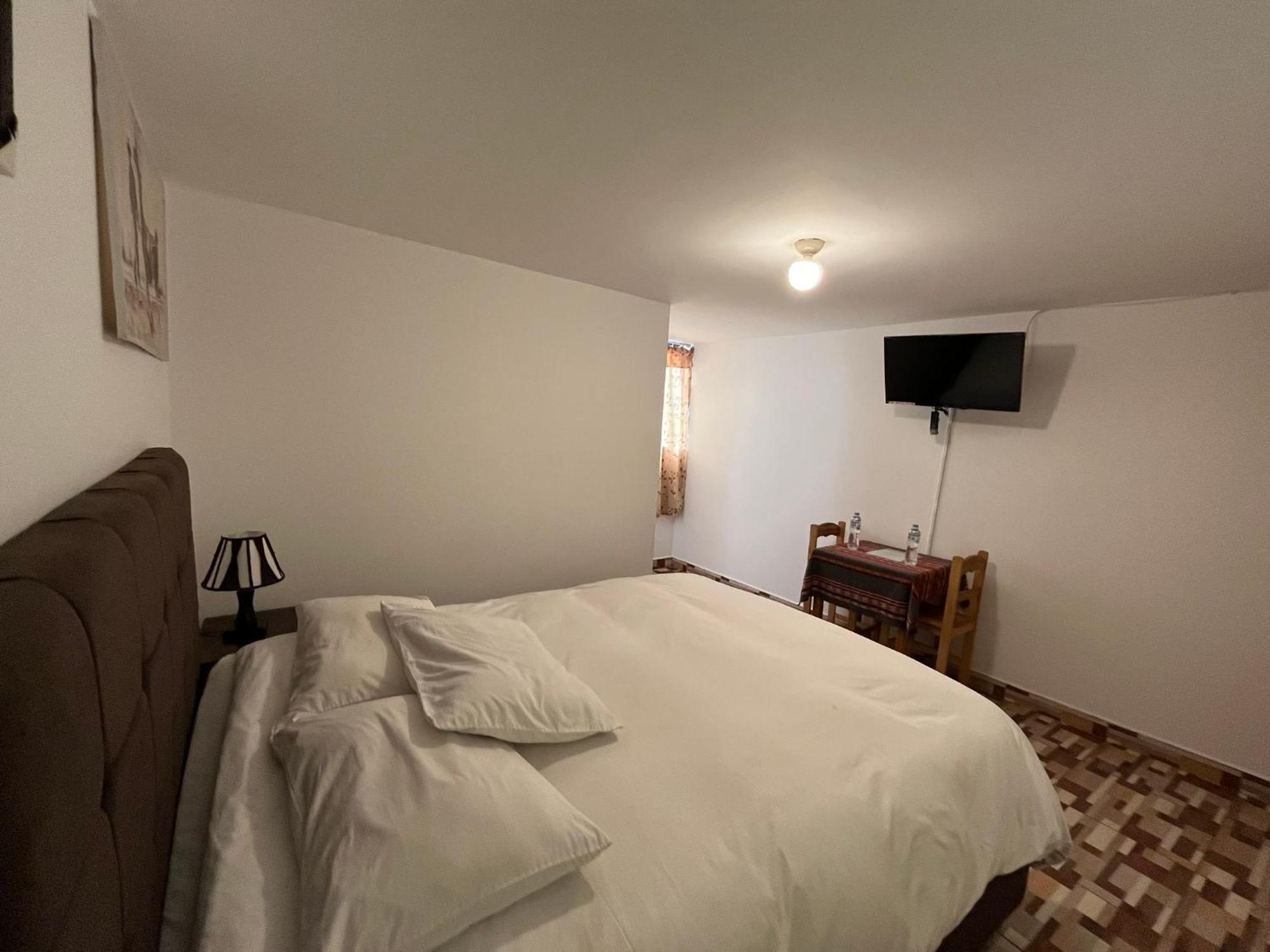 Hostal Apu Qhawarina أويانتيتامْبو المظهر الخارجي الصورة