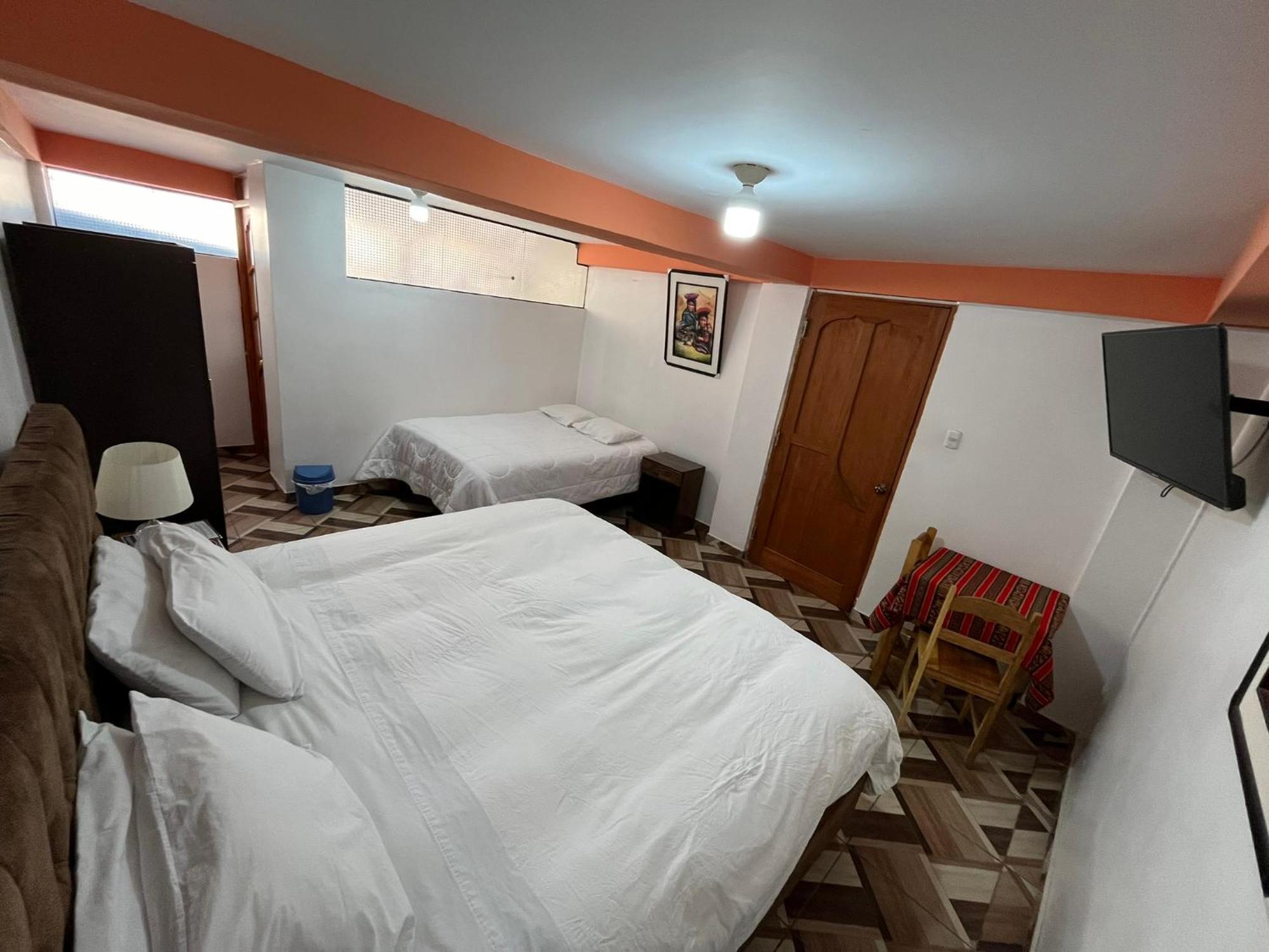 Hostal Apu Qhawarina أويانتيتامْبو المظهر الخارجي الصورة