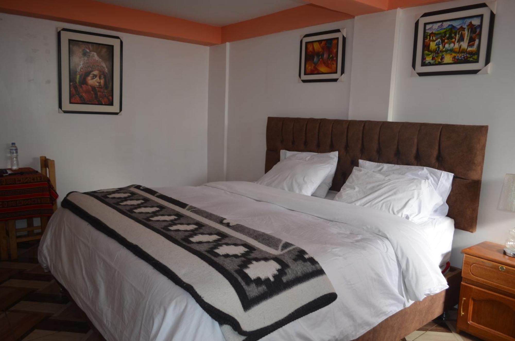 Hostal Apu Qhawarina أويانتيتامْبو المظهر الخارجي الصورة
