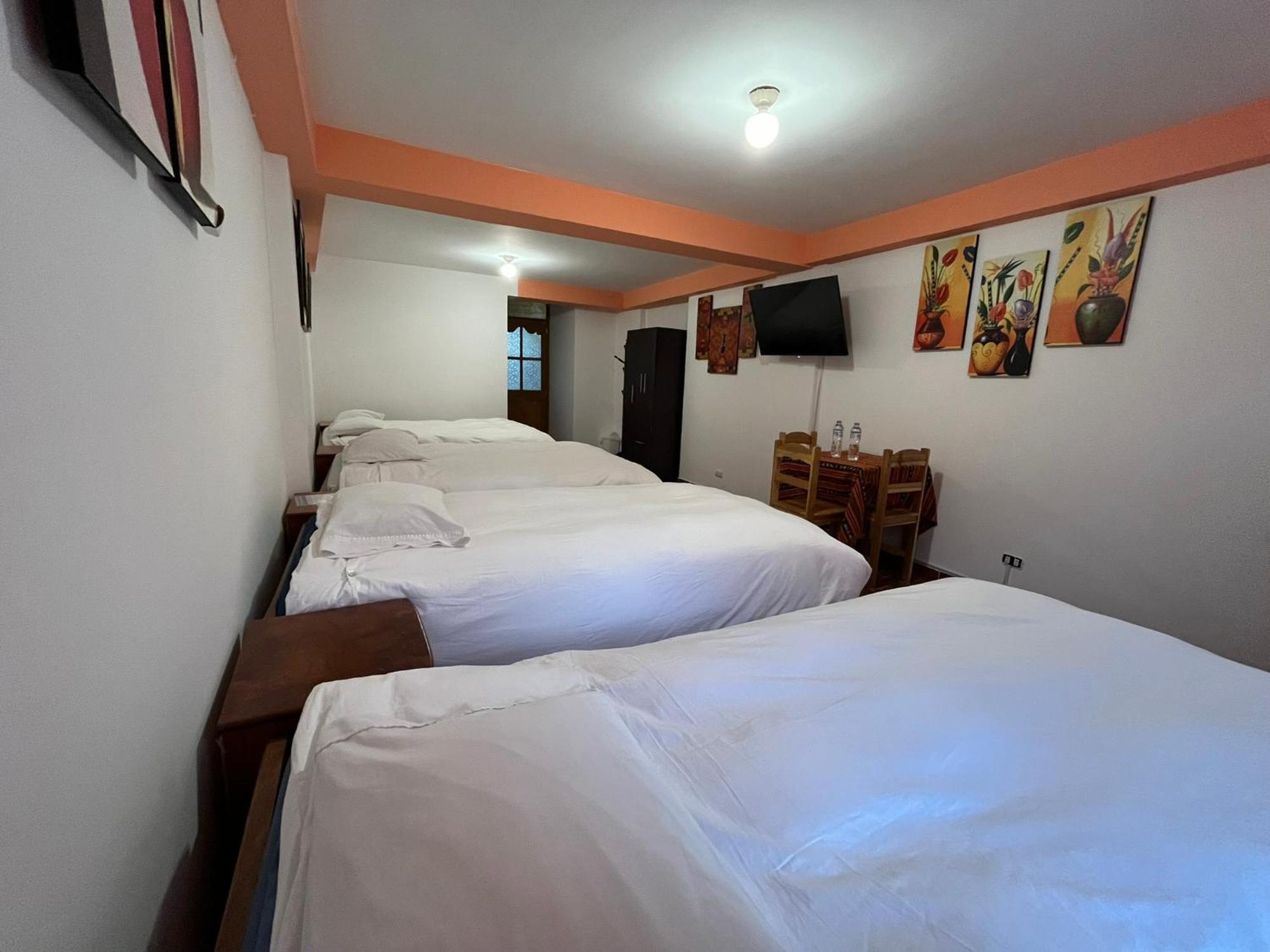 Hostal Apu Qhawarina أويانتيتامْبو المظهر الخارجي الصورة