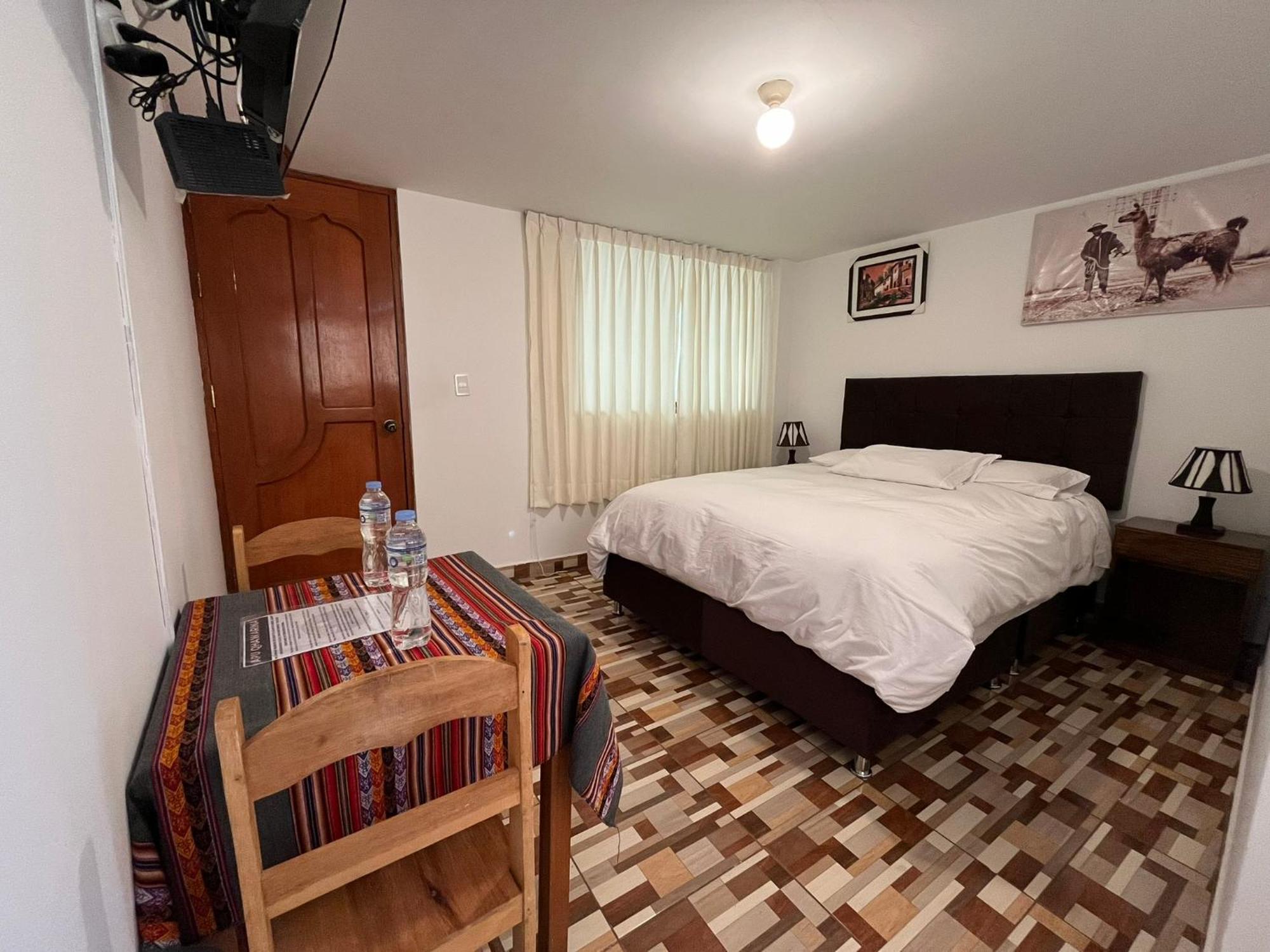 Hostal Apu Qhawarina أويانتيتامْبو المظهر الخارجي الصورة