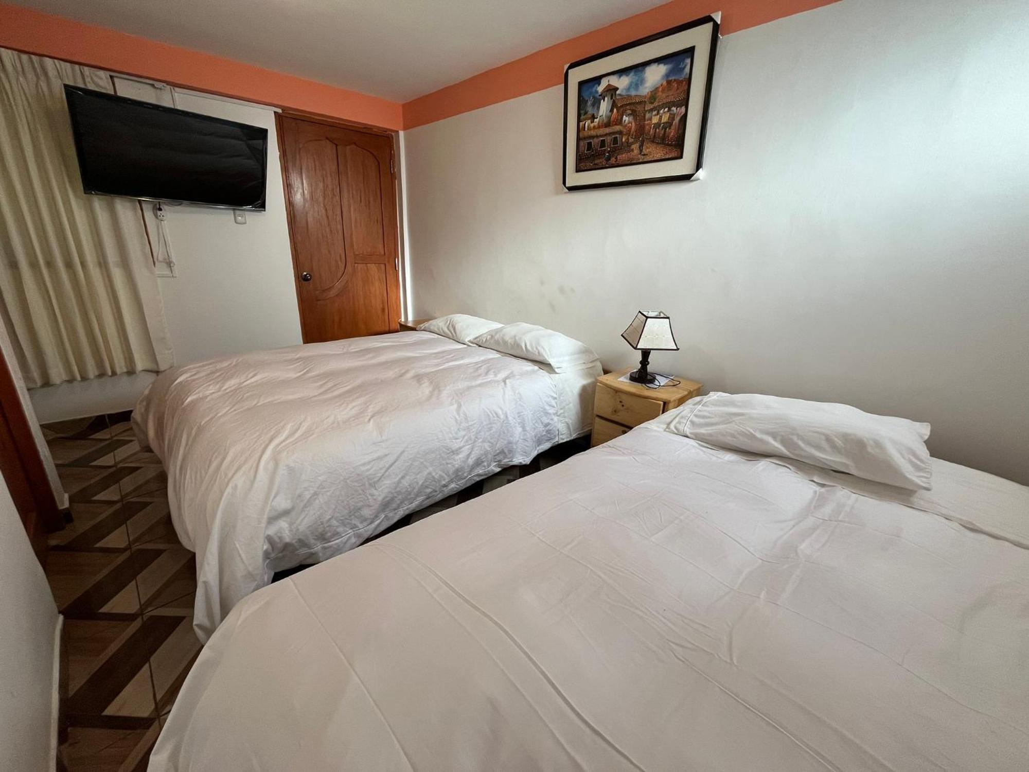 Hostal Apu Qhawarina أويانتيتامْبو المظهر الخارجي الصورة