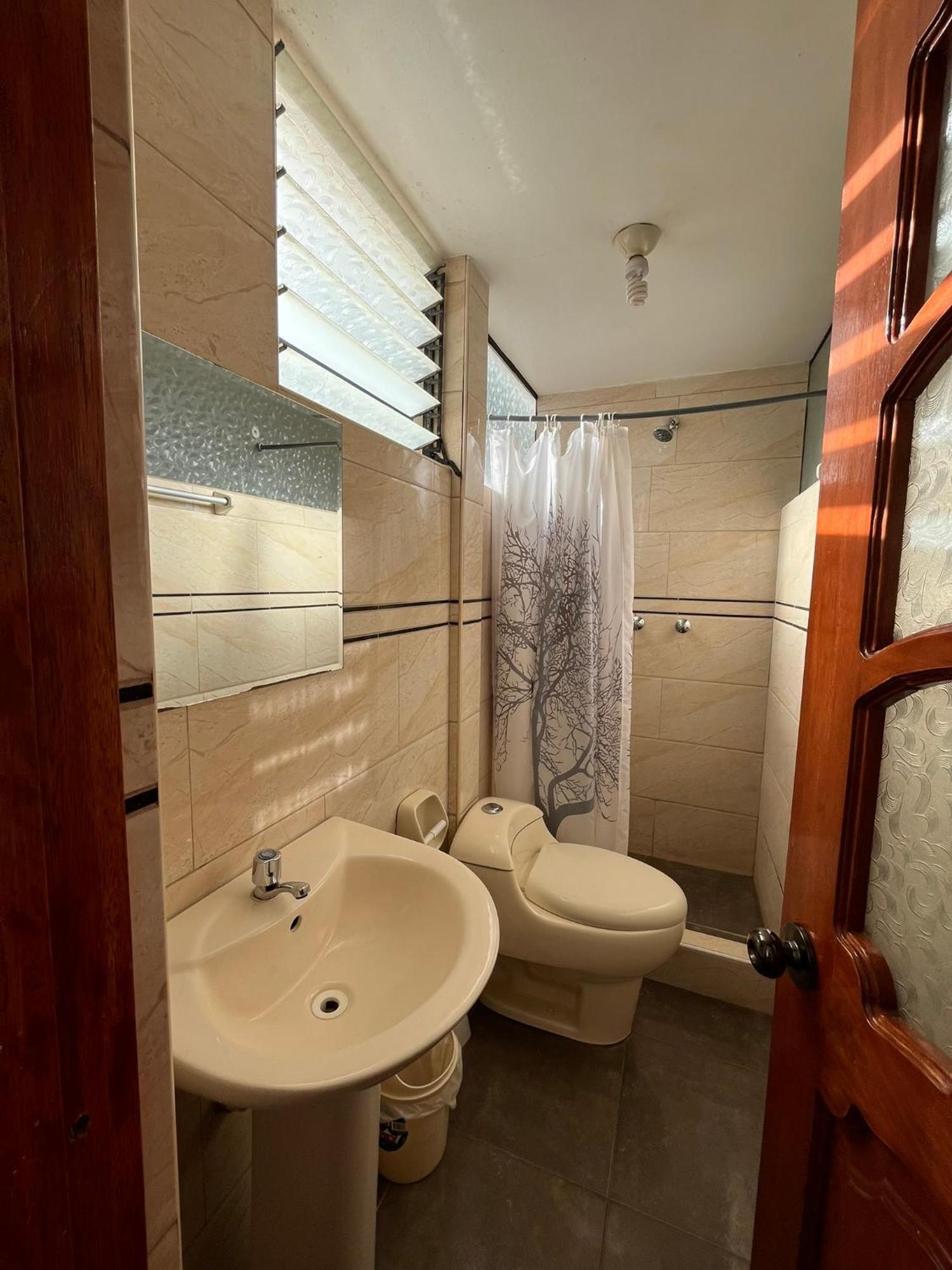 Hostal Apu Qhawarina أويانتيتامْبو المظهر الخارجي الصورة